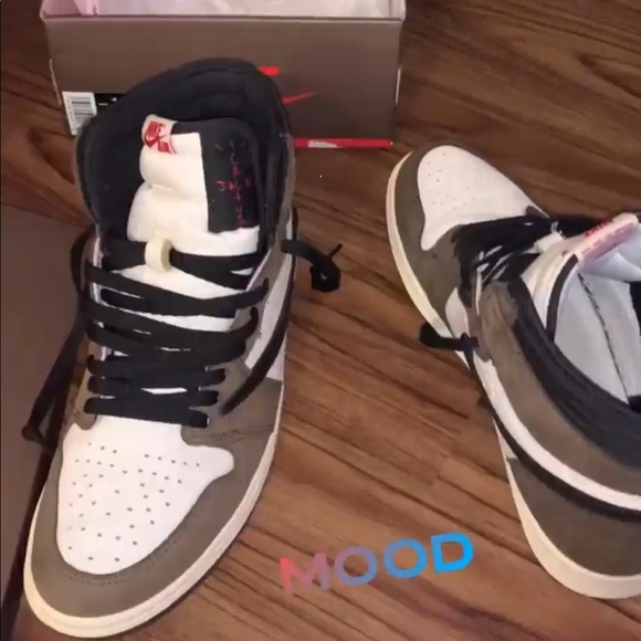 Travis Scott Air Jordan 1 High top - Picture 2 of 5